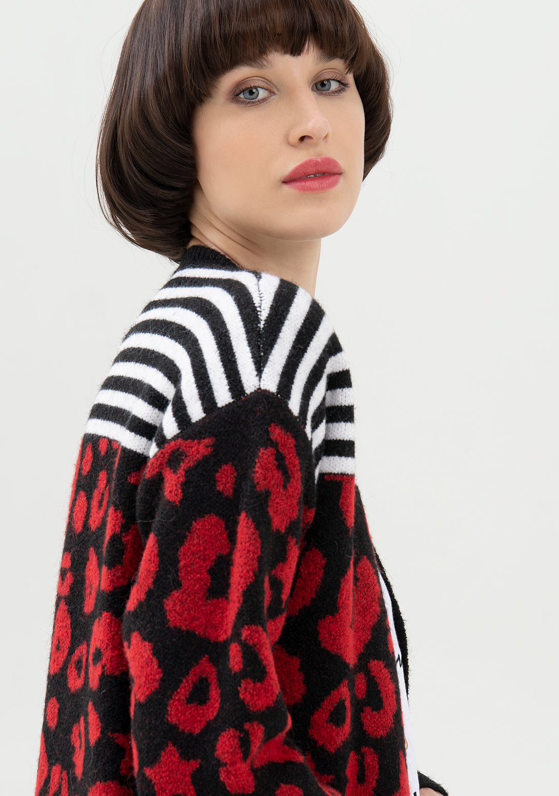 Cardigan wide fit with striped and animalier jacquard effect