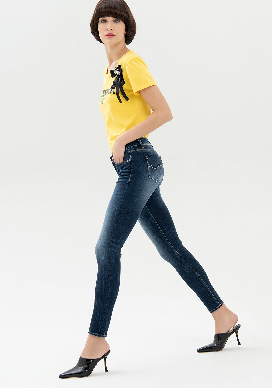 Jeans skinny fit made in stretch denim with middle wash Fracomina FP21WV1004D40802-883