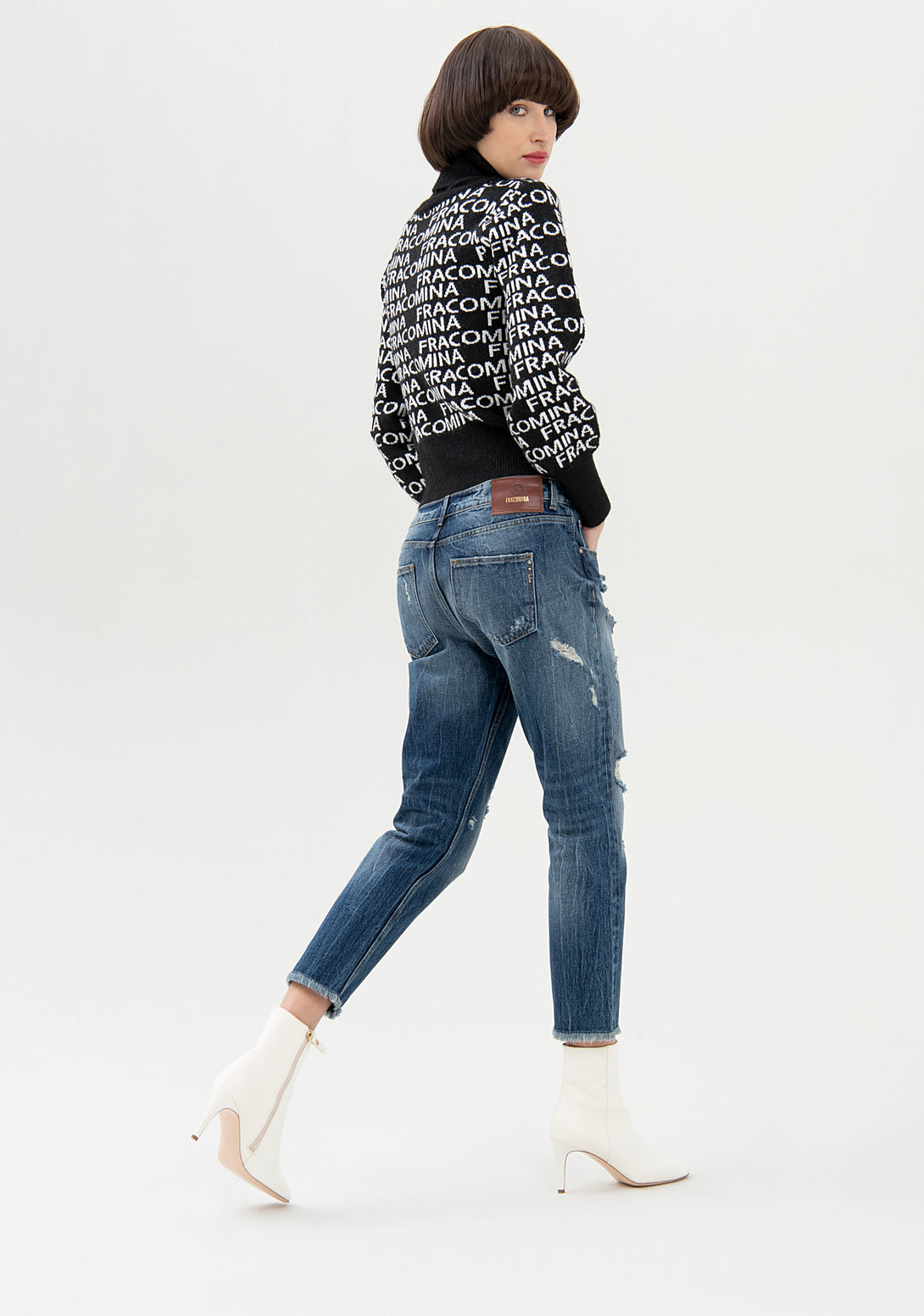 Jeans loose fit cropped made in denim with middle wash