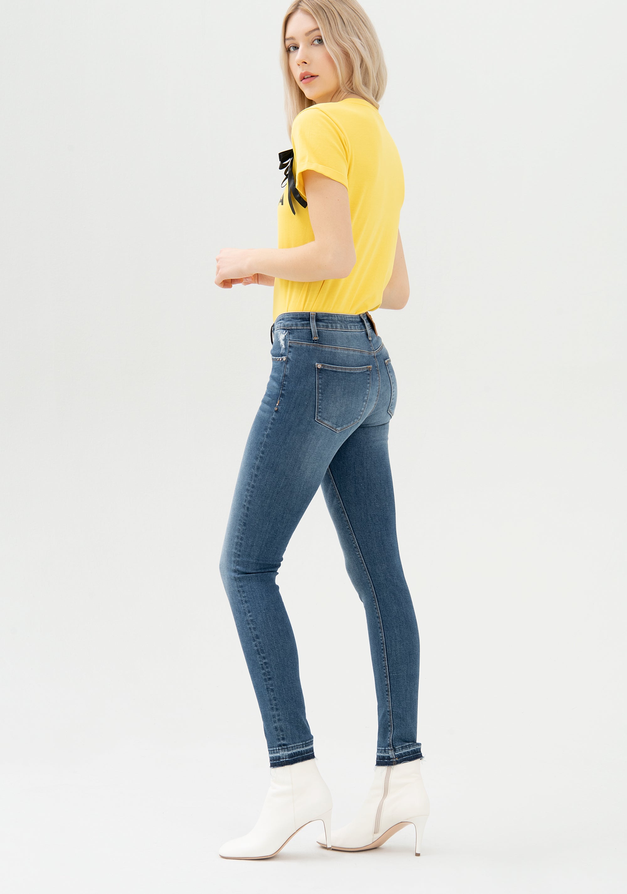 Jeans skinny made in denim with middle wash Fracomina FP21WV9005D40902-258_05