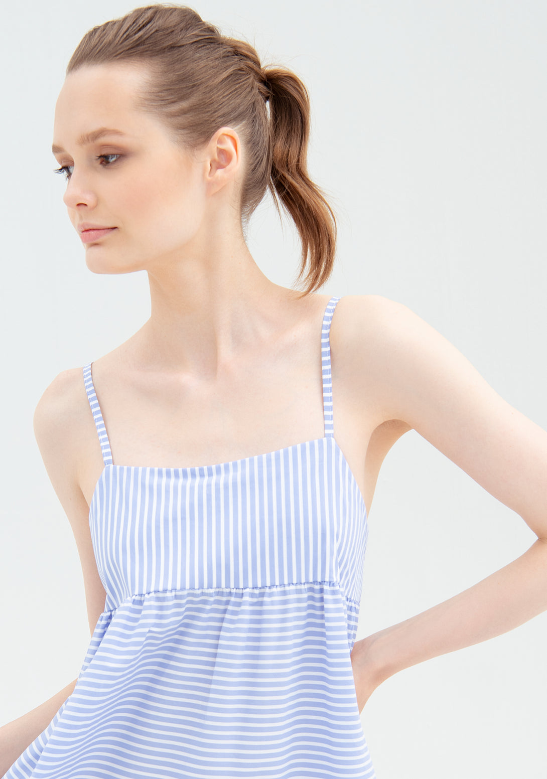 Dress with no sleeves made in striped cotton