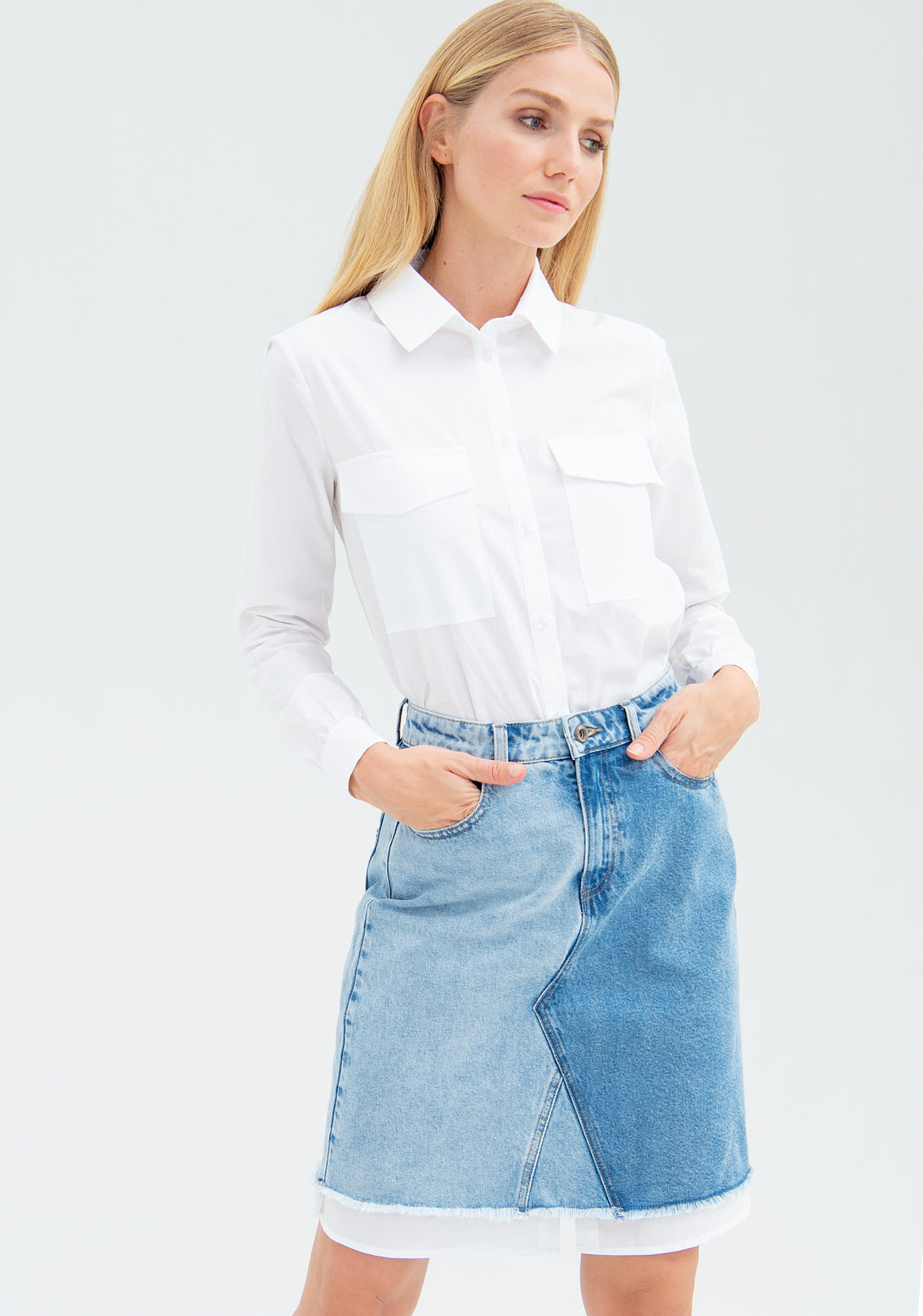 Mini skirt slim fit made in denim with middle wash