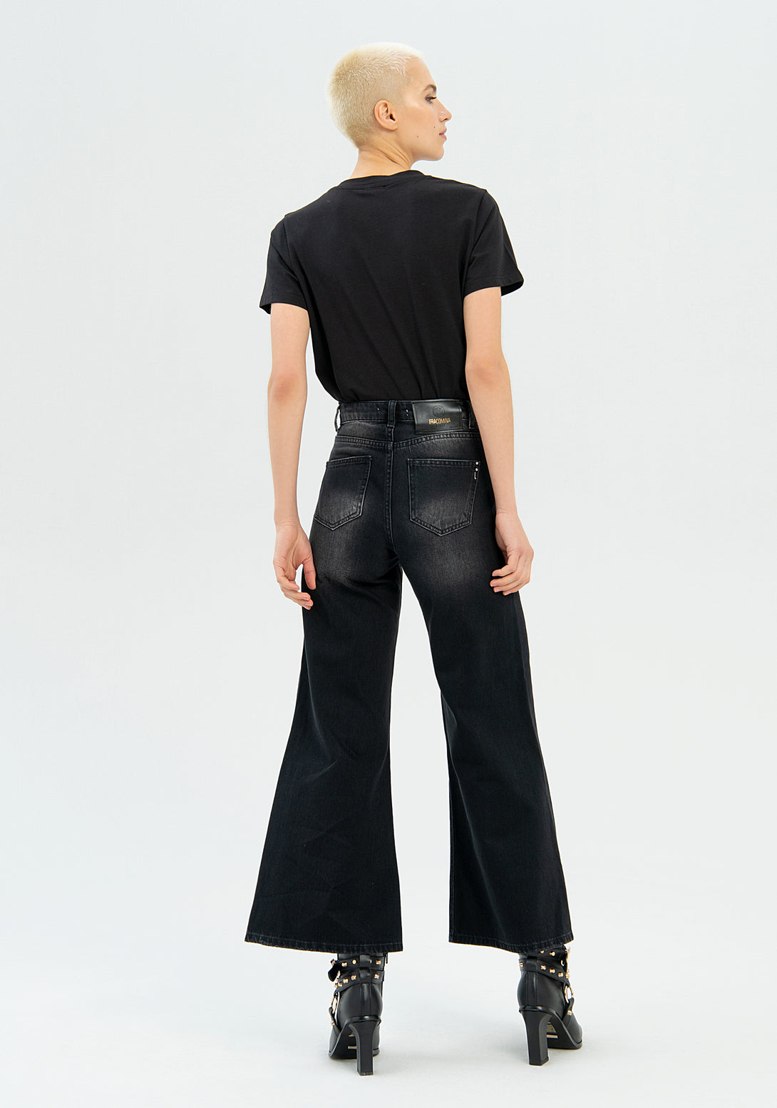 Jeans flare cropped made in black denim with middle wash Fracomina FP22WVB001D40104-H21-5