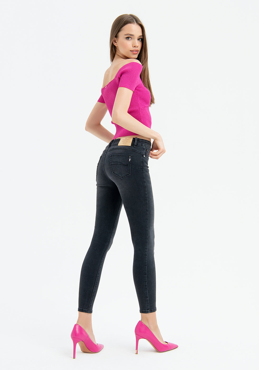 Jeans skinny fit with push-up effect made in black denim with dark wash Fracomina FP23SV8000D40801-367-4