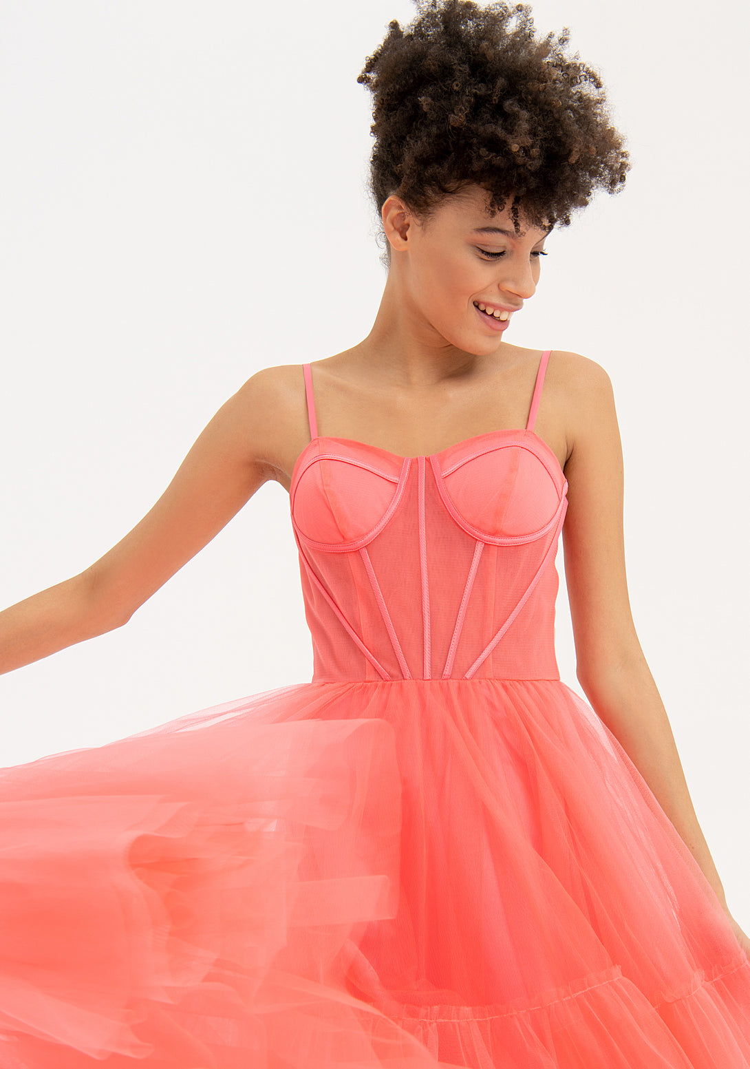 Long tulle dress with coral bodice