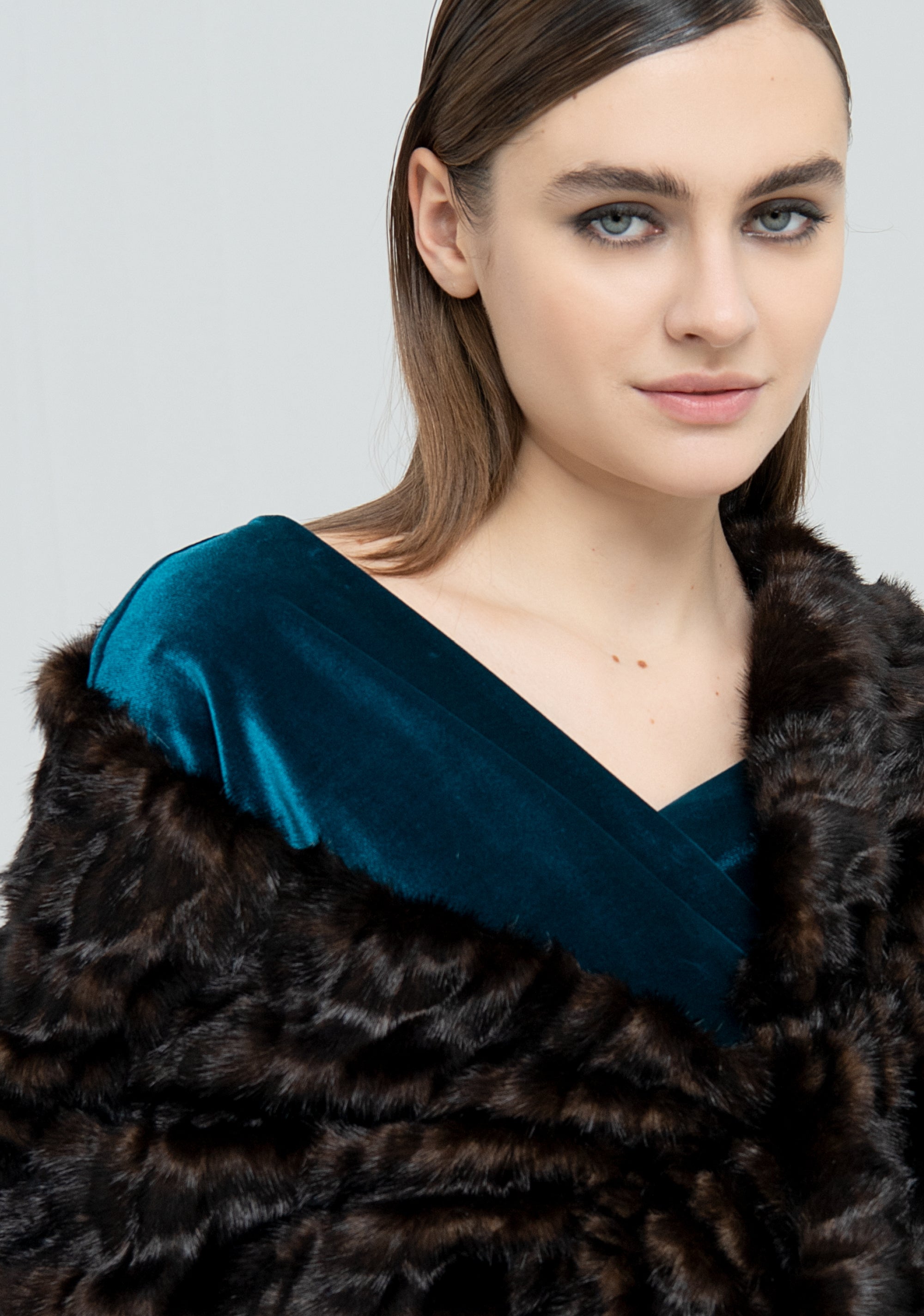 Stole regular size made in eco fur Fracomina FQ22WC4003W54801-091-2