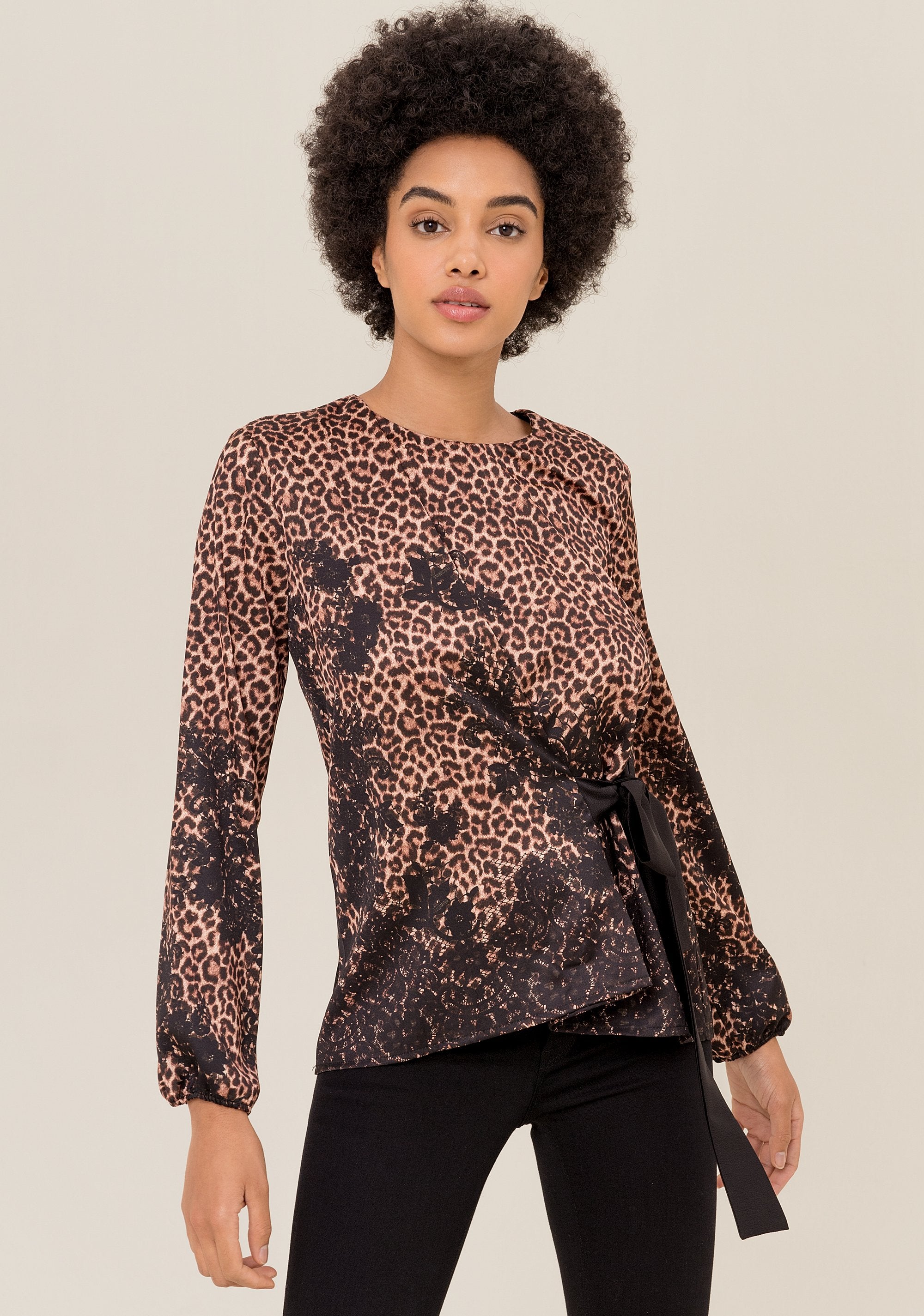 Blouse regular fit with animalier pattern Fracomina FR19FP061________388_01