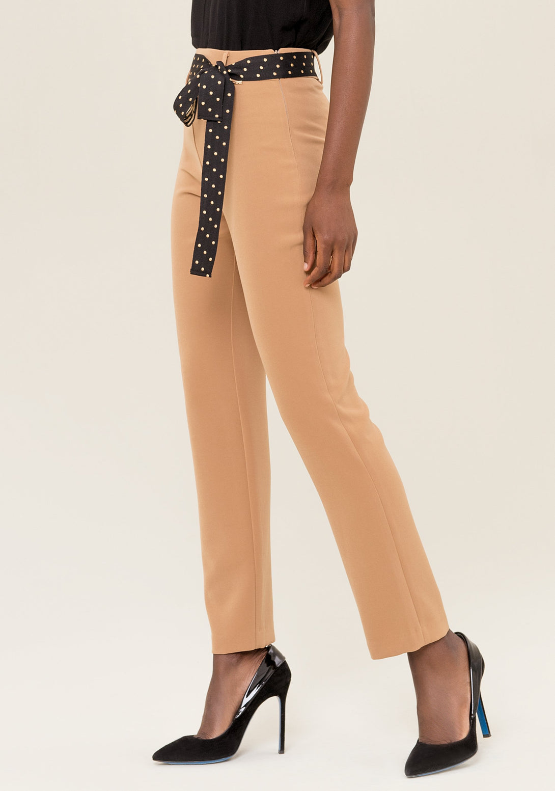 Bootcut pant made in stretch fabric