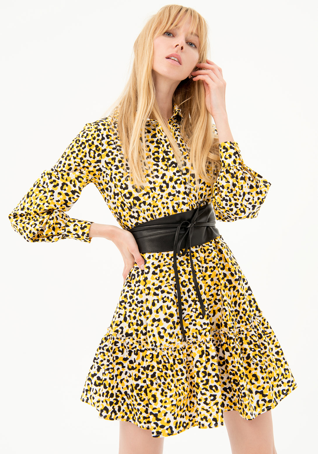 Chemisier dress A-shaped made in popeline with animalier pattern