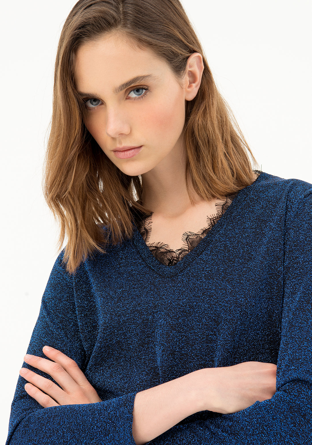 Knitwear wide fit made in lurex with lace