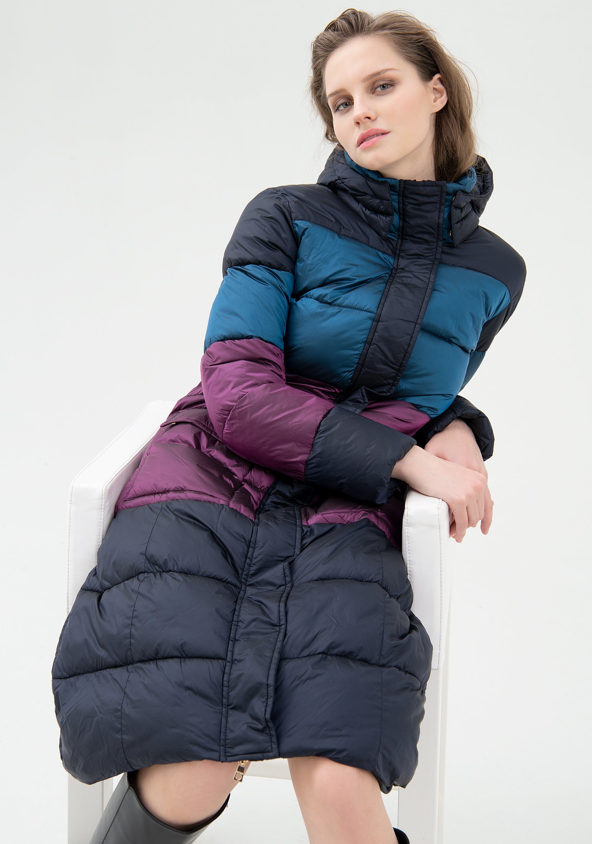 Padded jacket regular fit, long, made in multicolor quilted nylon Fracomina FR21WC3006O43001-210_02