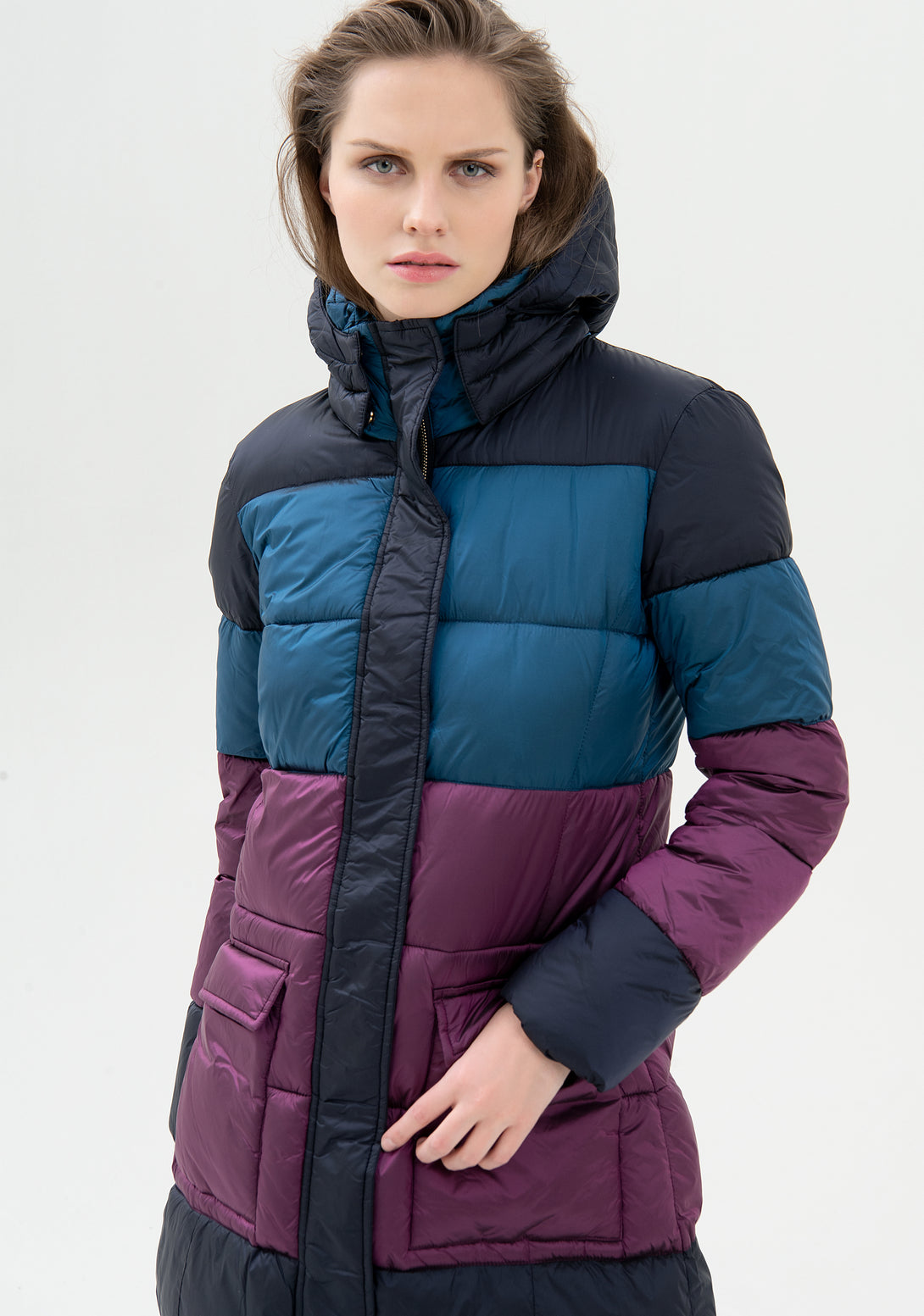 Padded jacket regular fit, long, made in multicolor quilted nylon