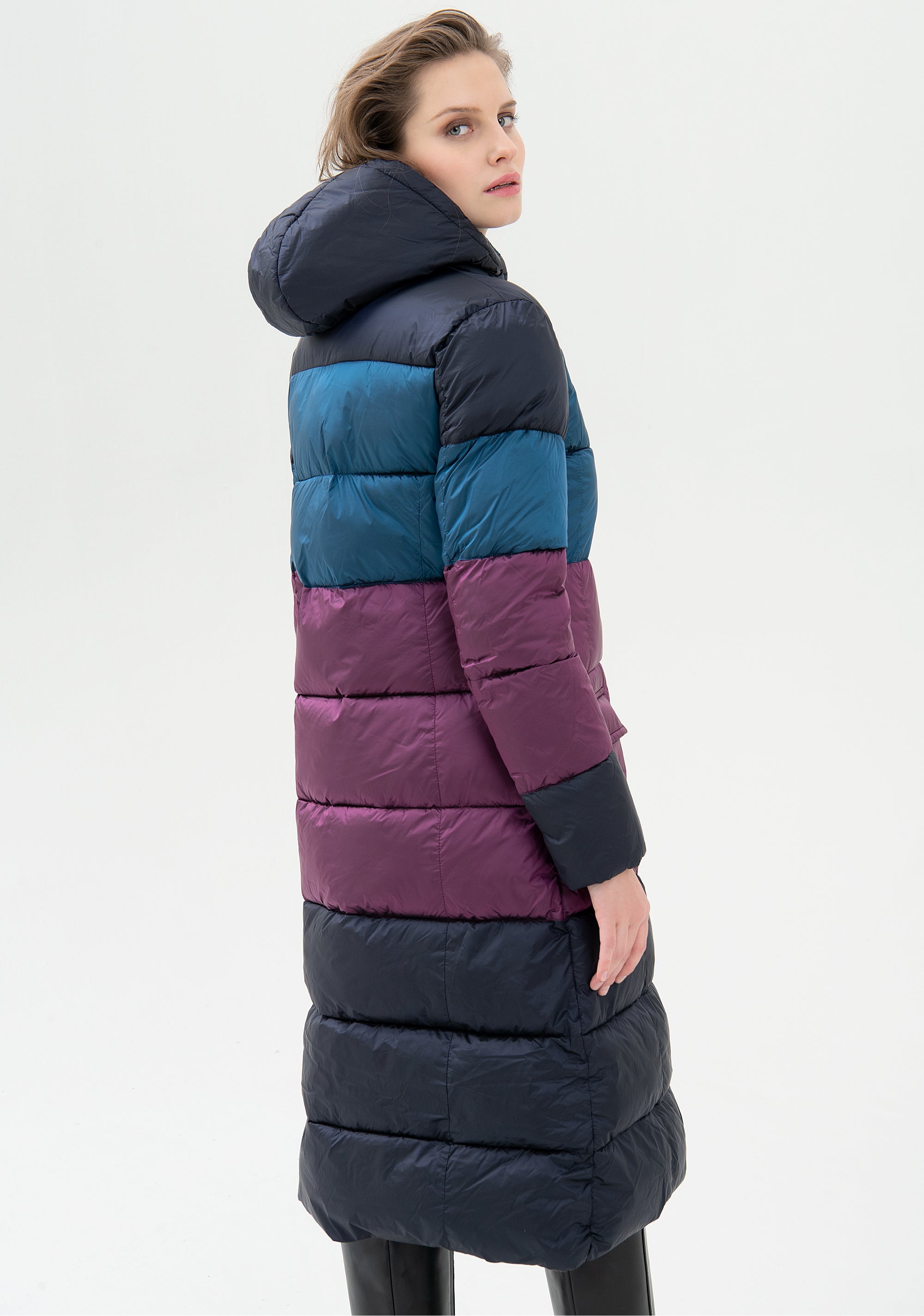 Padded jacket regular fit, long, made in multicolor quilted nylon Fracomina FR21WC3006O43001-210_05