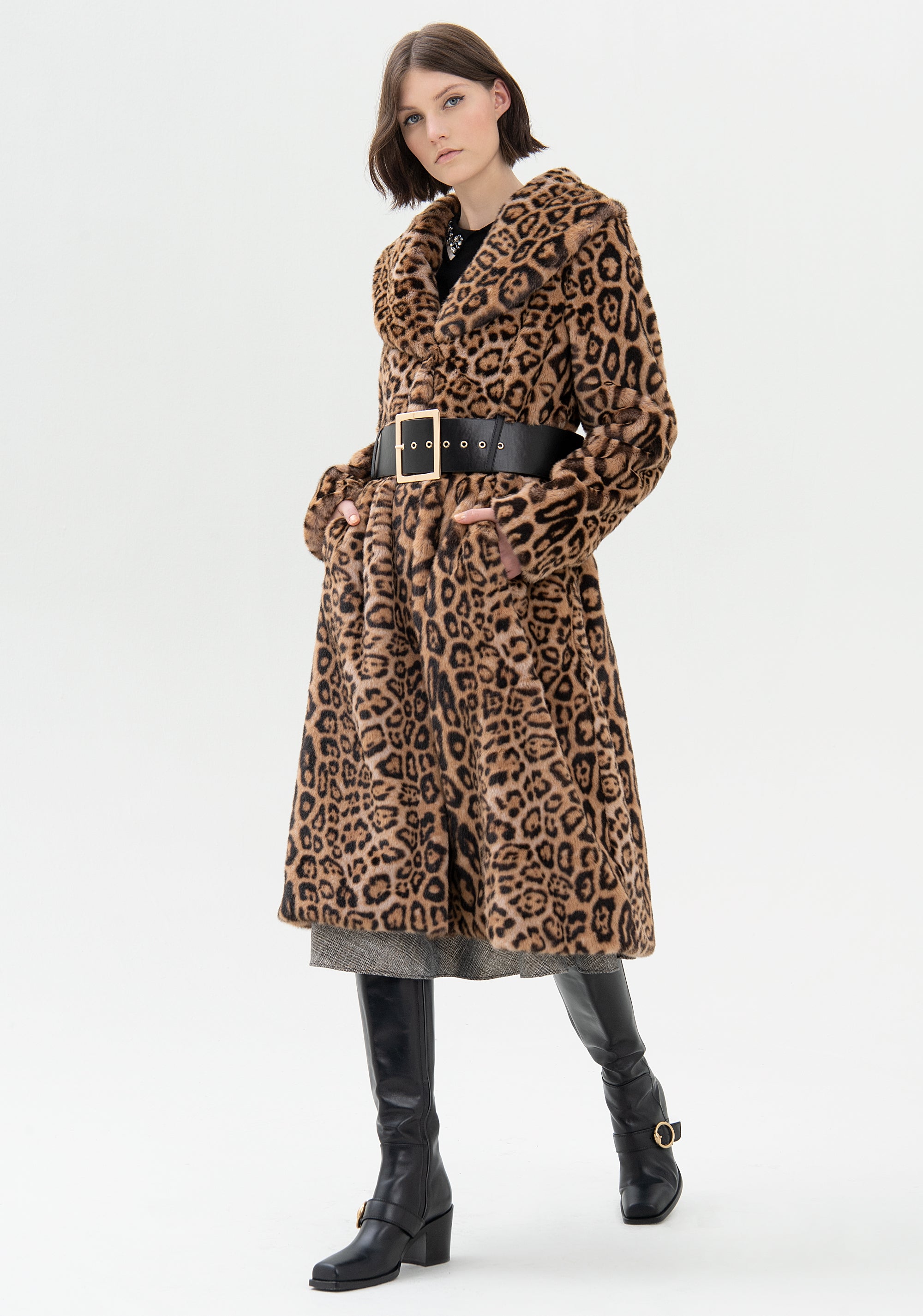 Coat wide fit, long, made in fake fur with animalier pattern Fracomina FR21WC4005O41201-I62_01