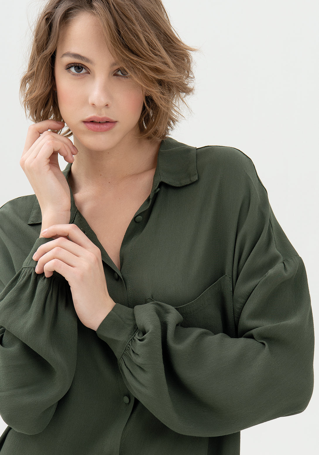 Shirt wide fit, long, made in viscose georgette