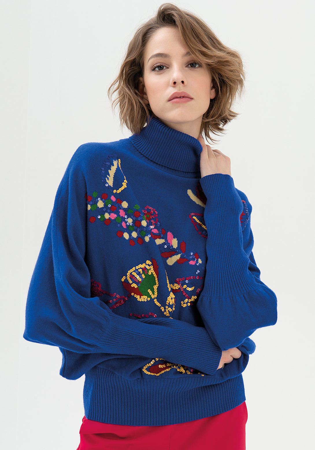 Knitwear regular fit with flowery jacquard effect and sequins