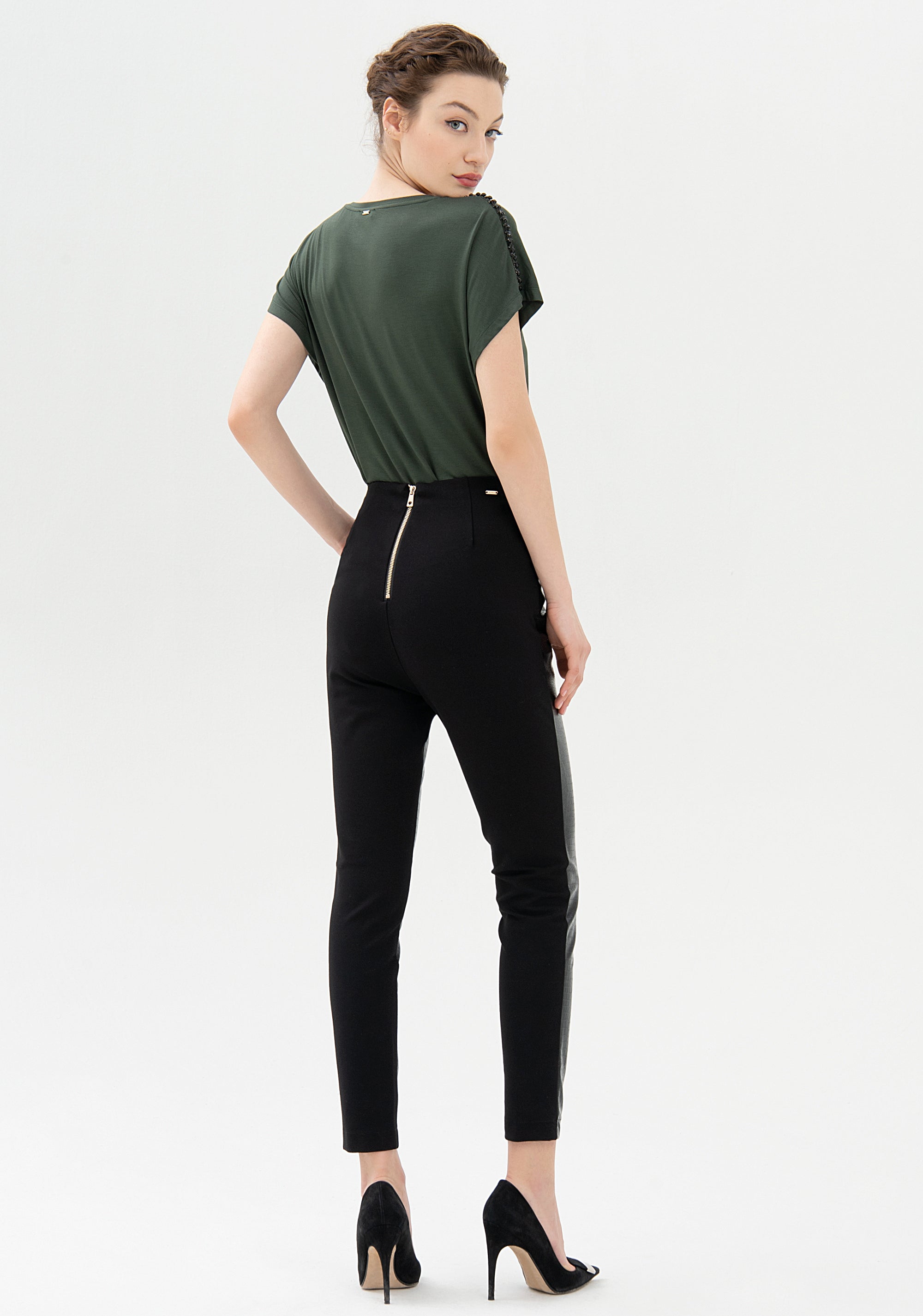 Leggings skinny fit made in eco leather with crocodile print Fracomina FR21WV7005O42001-053_4