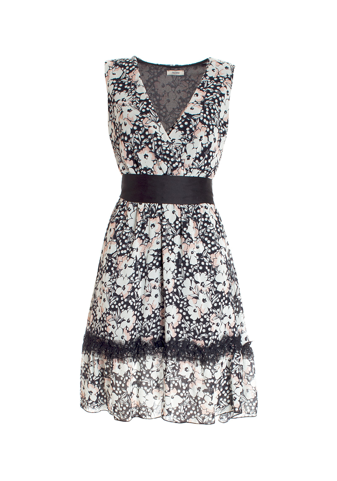 Dress with flowery pattern and no sleeves