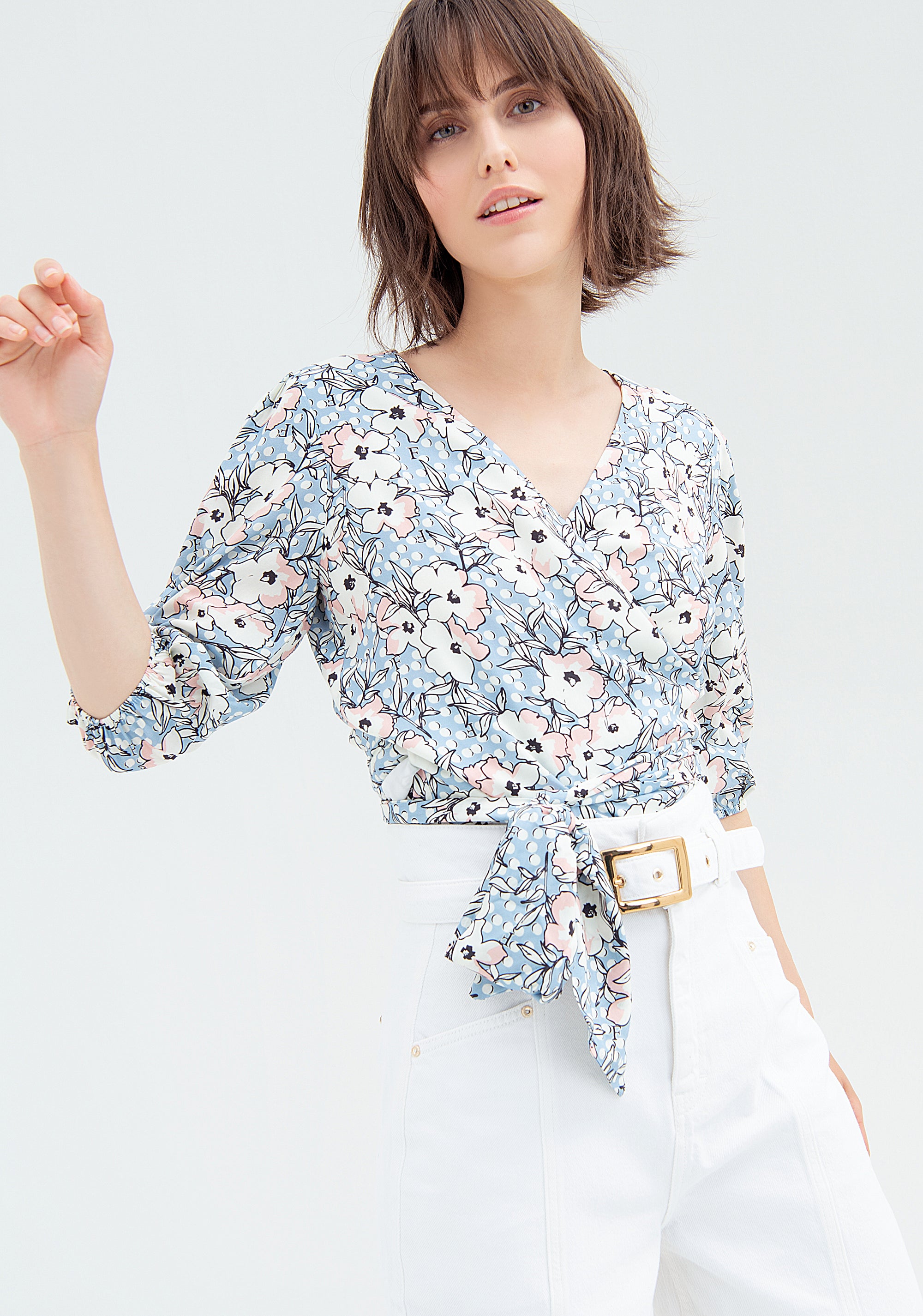 Overcrossed blouse cropped with flowery pattern Fracomina FR22ST1025W413R8-D22_2