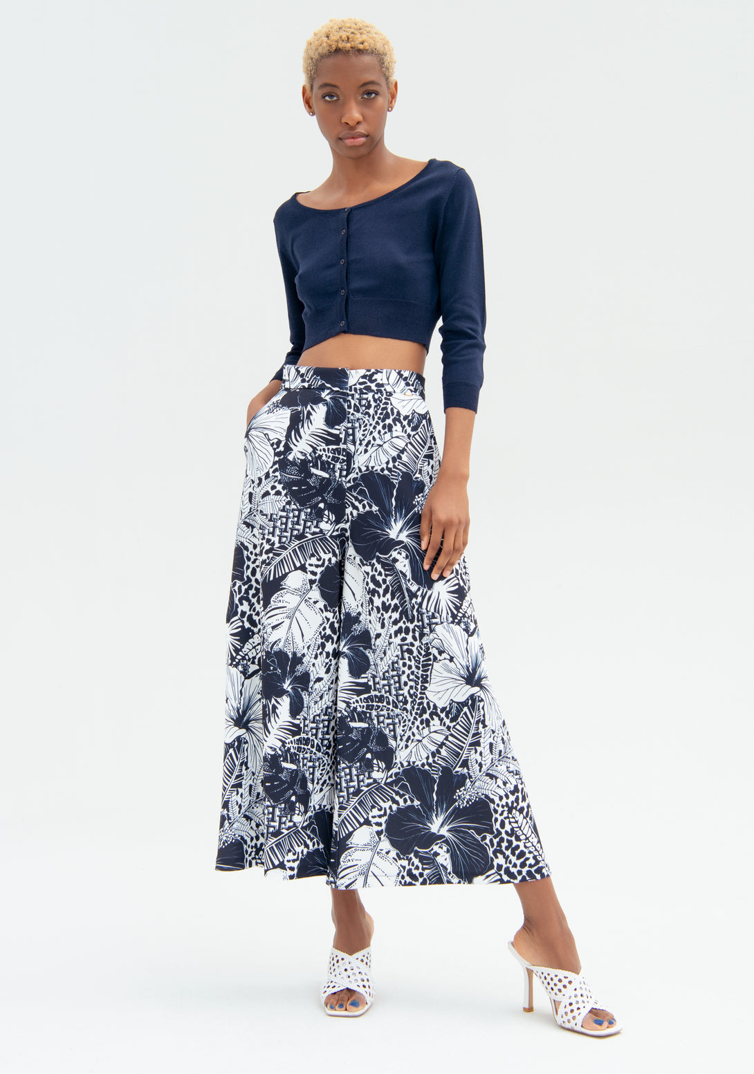 Culotte pant cropped with flowery pattern Fracomina FR22SVB001W460R8-968