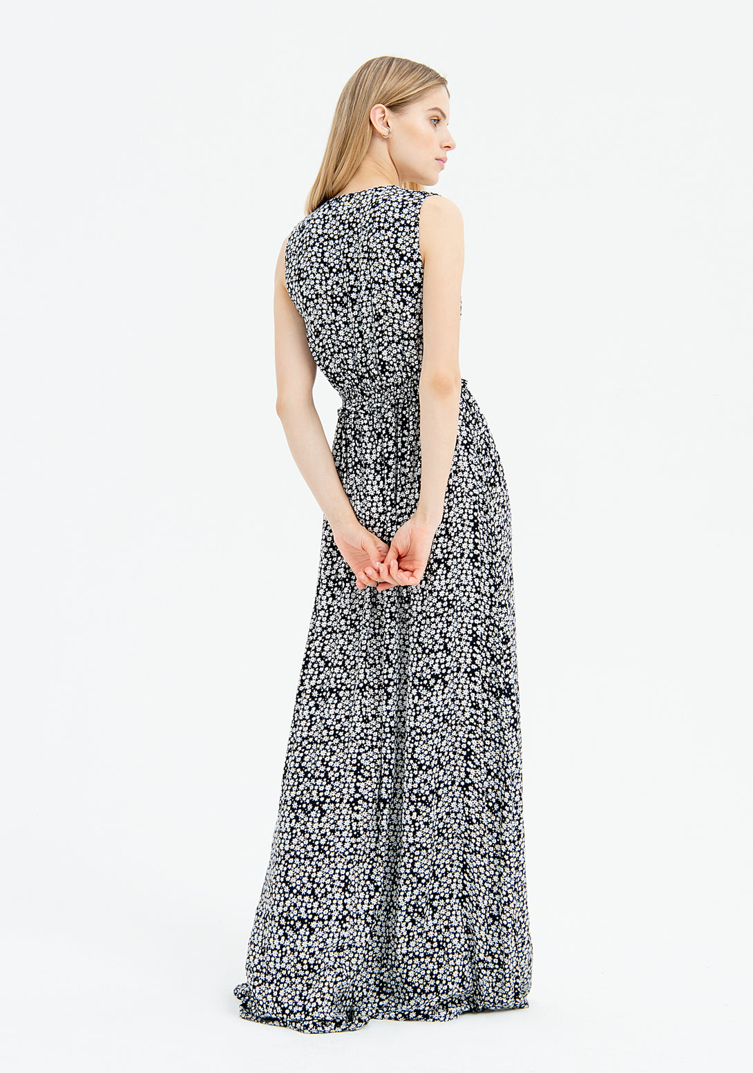 Long sleeveless dress made in viscose with flowery pattern Fracomina FR23SD3002W525R8-060-4
