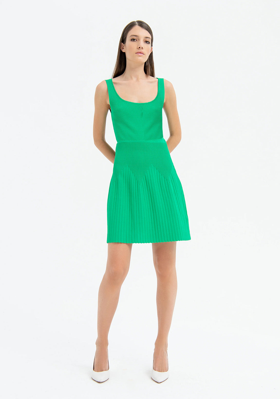 Knitted mini sleeveless dress with ribs