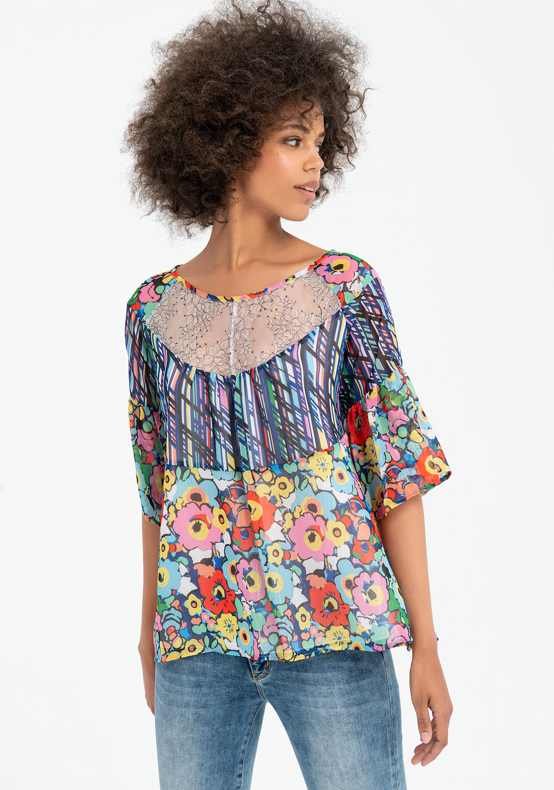 Blouse wide fit with multicolor pattern