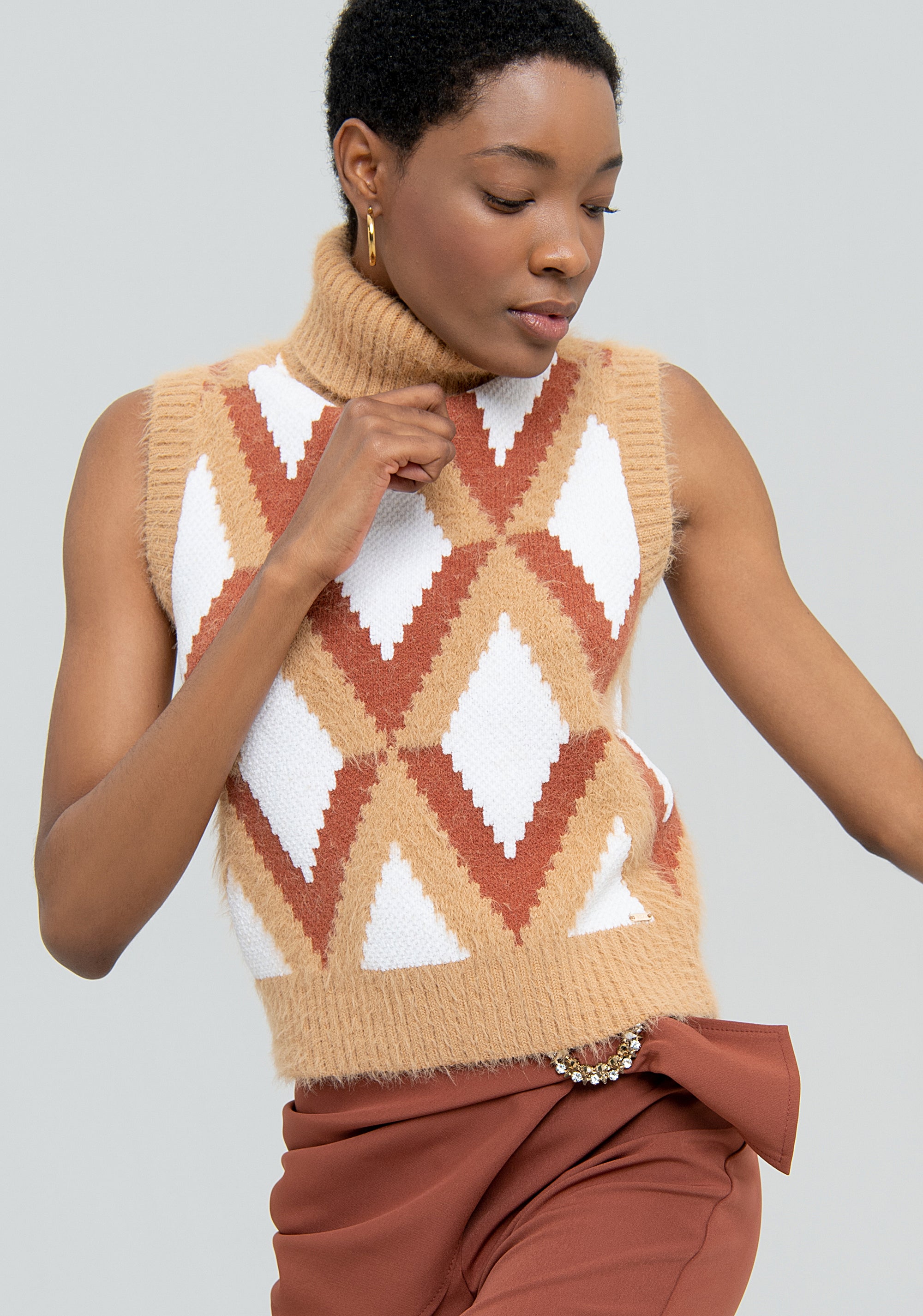 Knitted gilet regular fit with diamond shape pattern Fracomina FS22WT7008K497F8-210_3